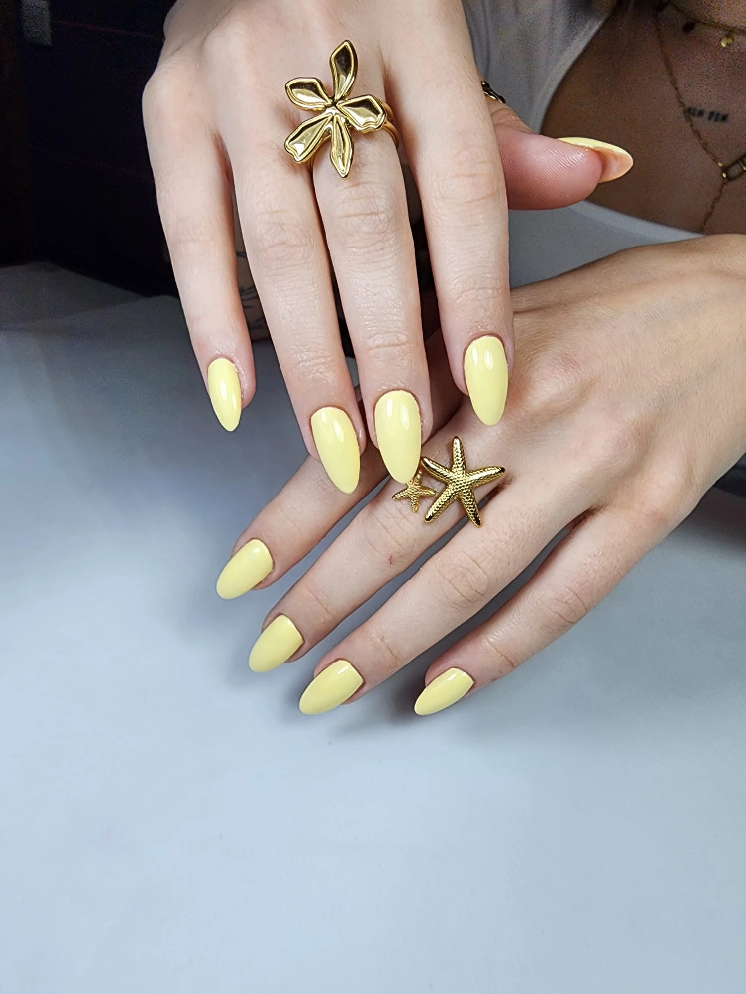 Diseño de uñas profesional